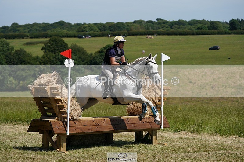 240629X-144232-3606 - 222-Kate_Jupp-CARROWNURLAUR_PRIDE