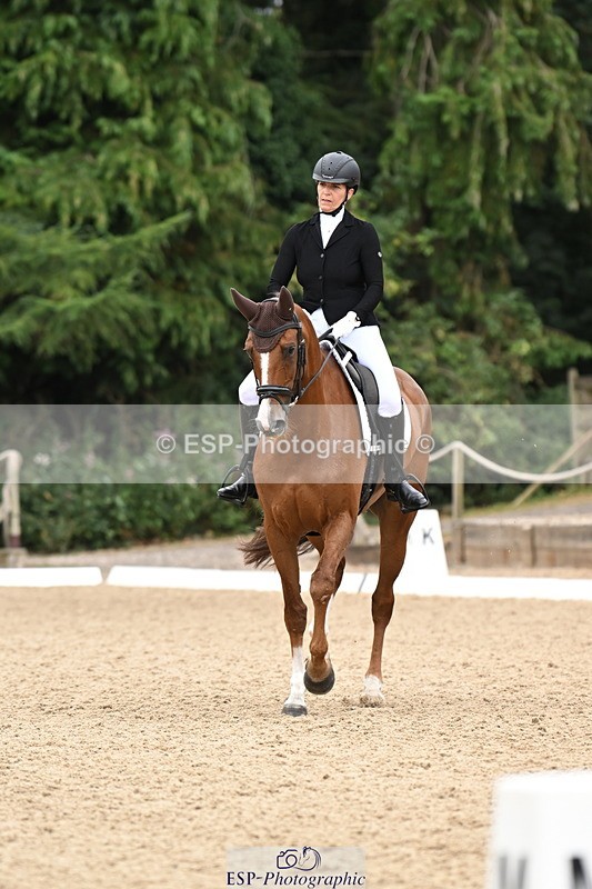 250808A-102219-00093 - 046-Alice.De.Soer-Lauretta.S