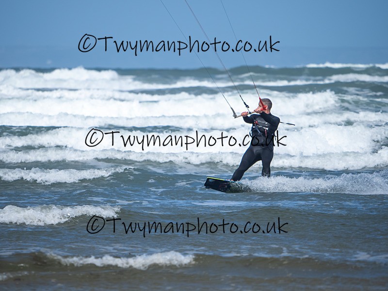 P5251533 - Westward Ho Kiters & Windsurfers 25/5