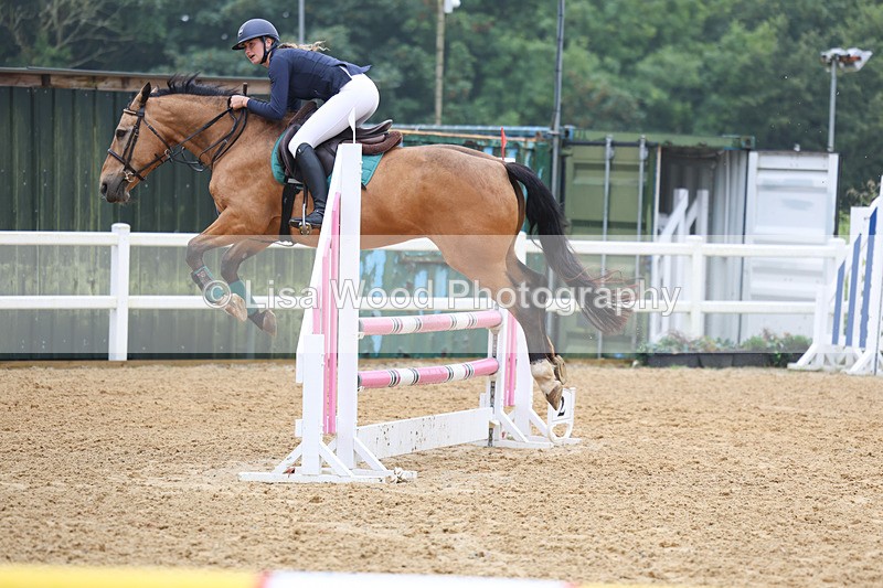 3E7A5279 - Class 4: Senior British Novice/90cm open