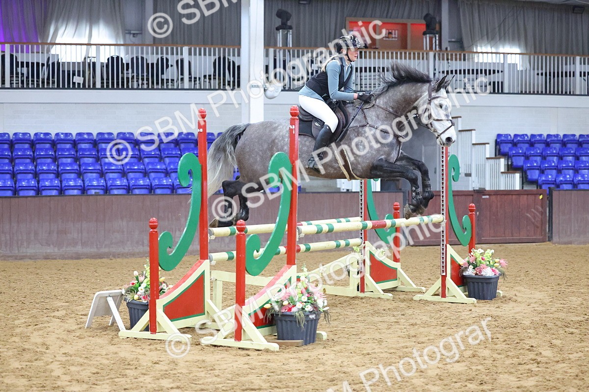 SBM_008503 - Class 21 - Nupafeed Supplements Senior Discovery/ 1m Open - First Round (1.00m)