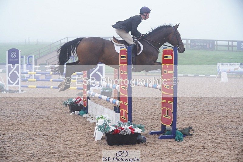 241006A-113752-06600 - Cls 19 Snr 1.05m Open