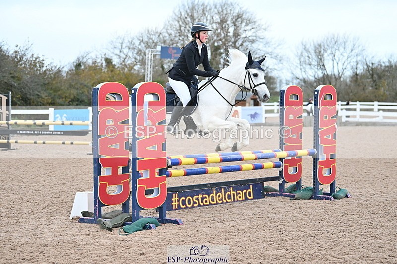 231119A-084605-04227 - Sun Cls 2 British Novice & 80cm Open