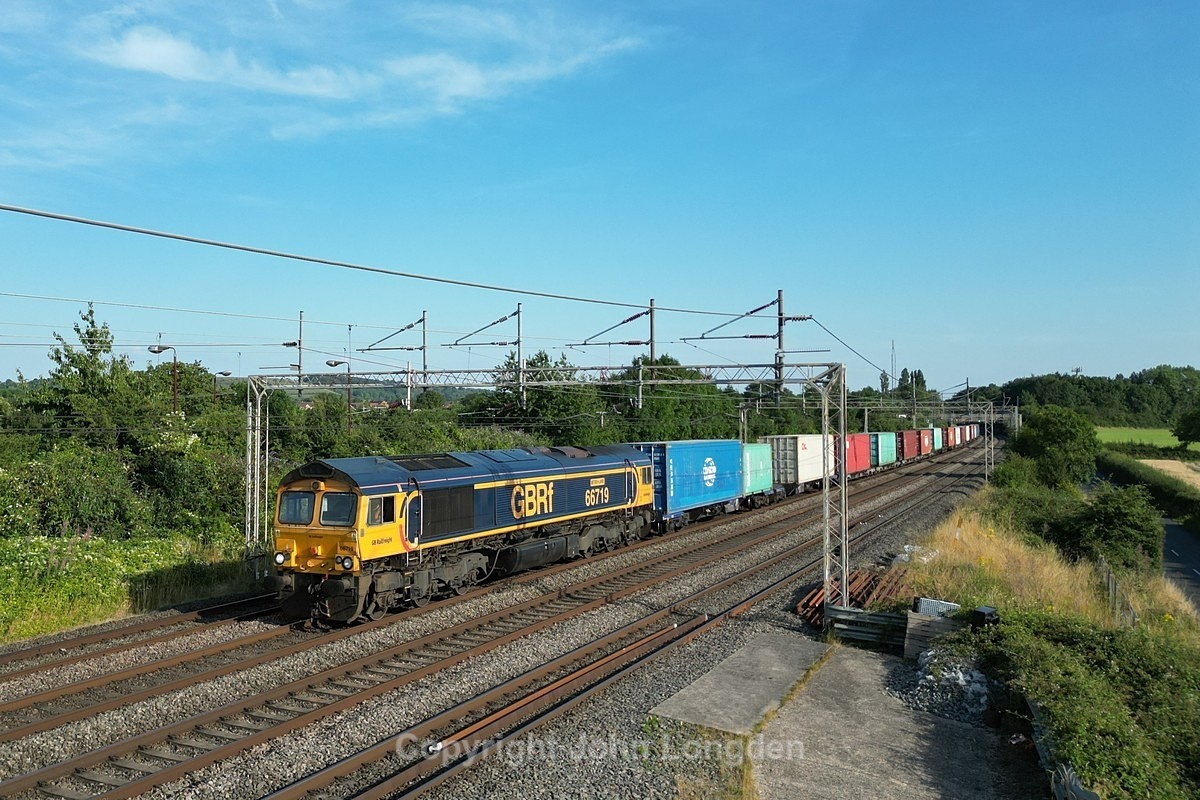 JL - 30.7.24 66719 Southampton W Docks - Trafford Park, Pitstone - Latest shots