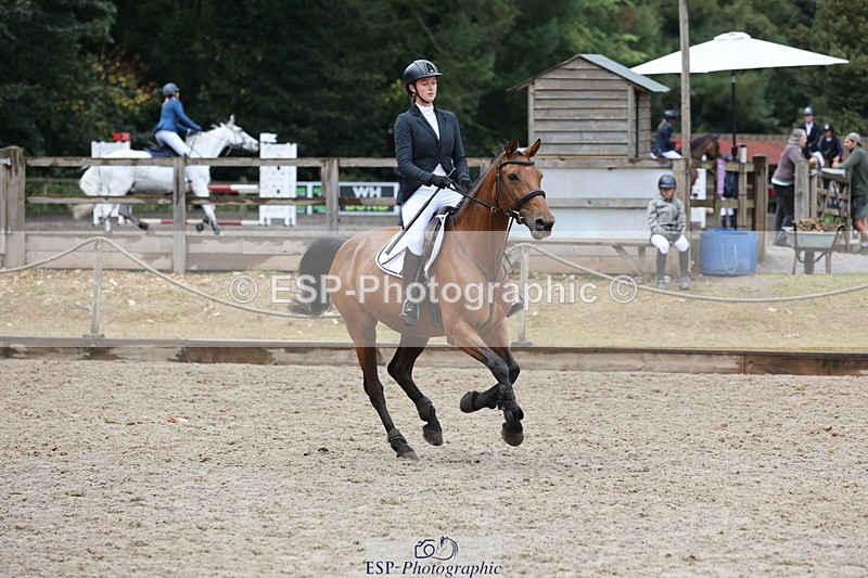 250829A-120843-01570 - Cls 7 British Novice and 90cm