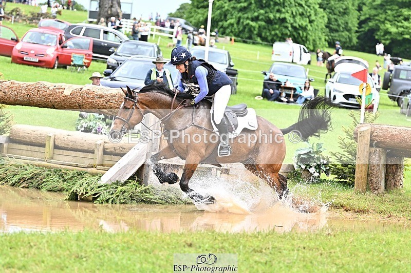 240525-144343-16042 - 203-OAKPORT_WEST_COAST_EXPRESS-Emma_Wilkes