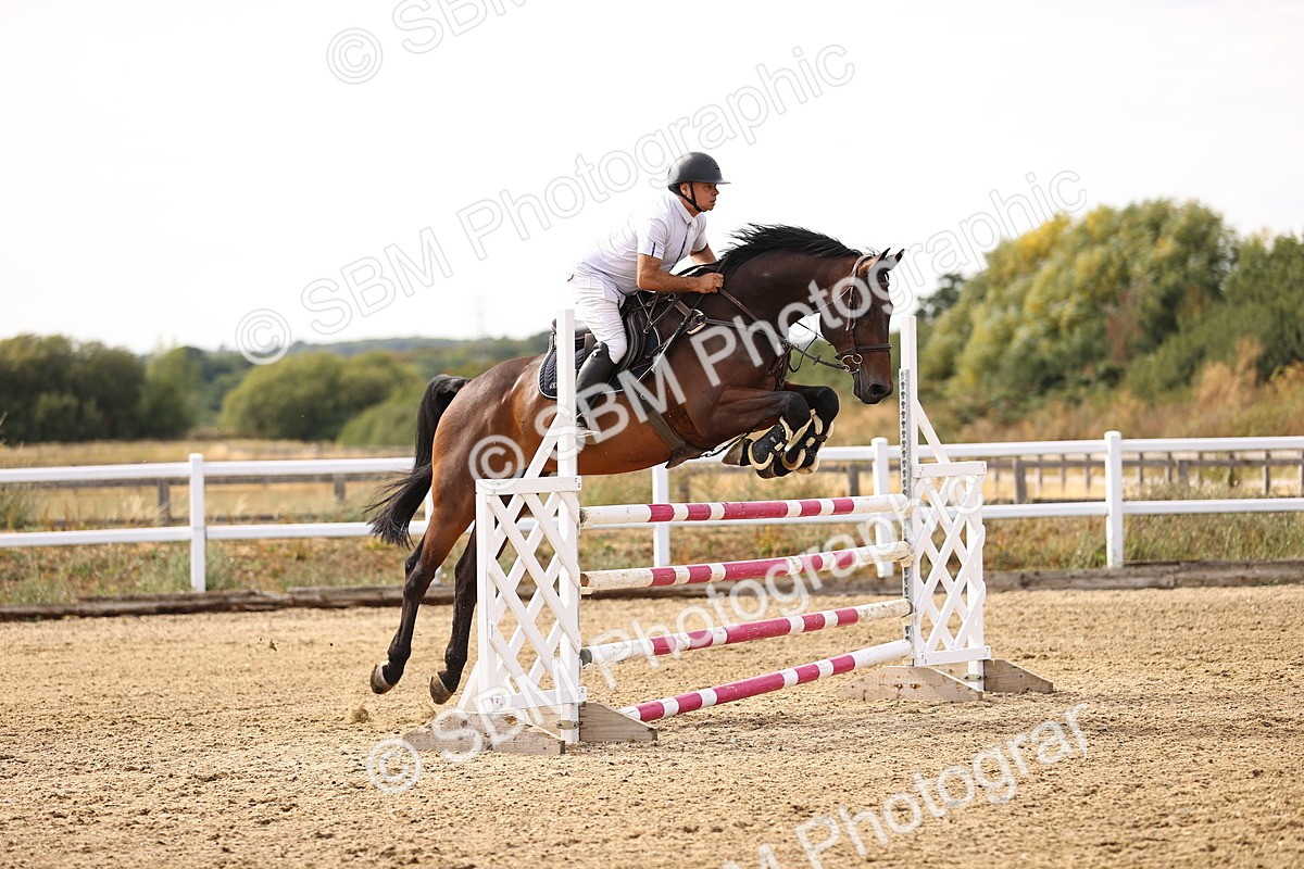 SBM_001567 - Class 6 - Senior Newcomers 1.10m