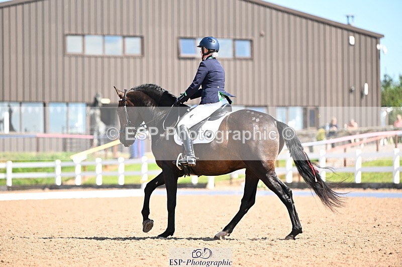 240816A-115204-04142 - 254-Suzanne.Jackson-Bodeguero.CXII