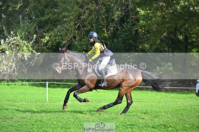 241025-133528-08878 - 159-Eva.Carse-HIDDEN.ECLIPSE