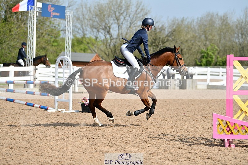 240511A-100302-11432 - Cls 28 95cm National Am Quali