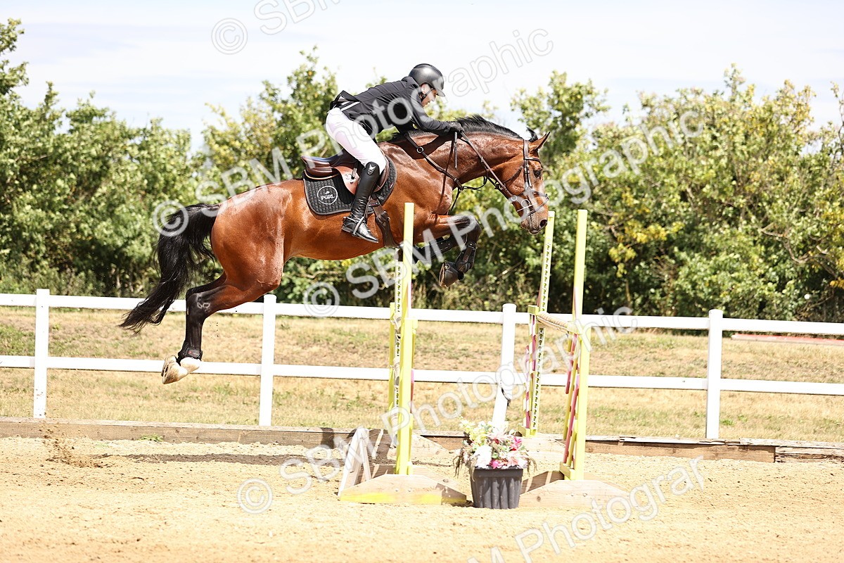 SBM_010366 - Class 9 - Senior Foxhunter - 1.20m Open