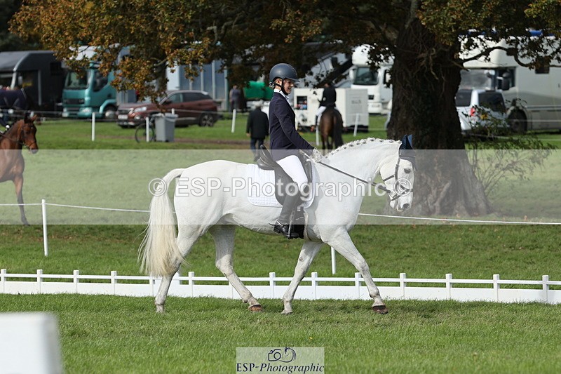 251024A-133553-12608 - H-652-Amelie.Perceval