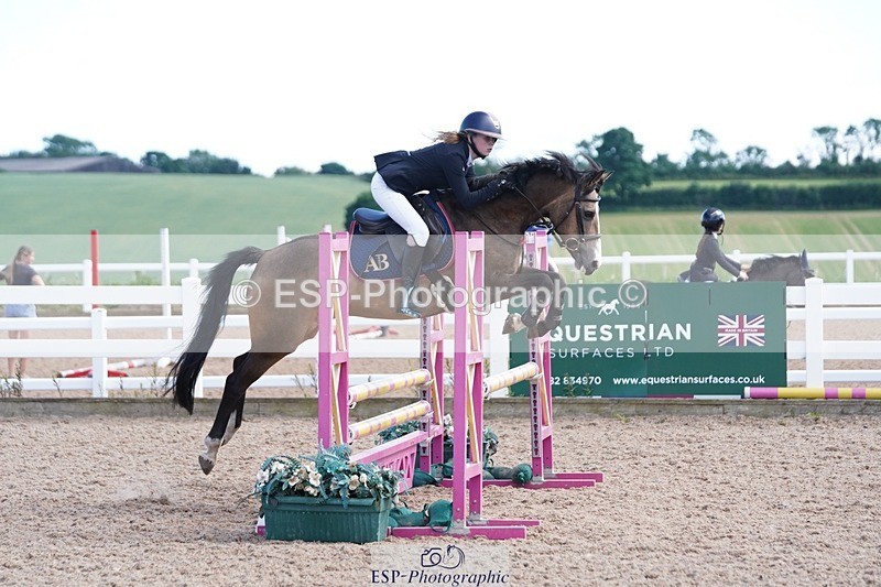 250627-163842-00128 - Cls 2 Pony Intro 80cm