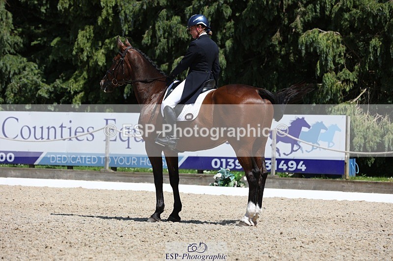 230526-134837-06398 - 368-COIRBAN_SARCO_DELUX-Rebecca_Gibbs-WEDTrotUp+DR