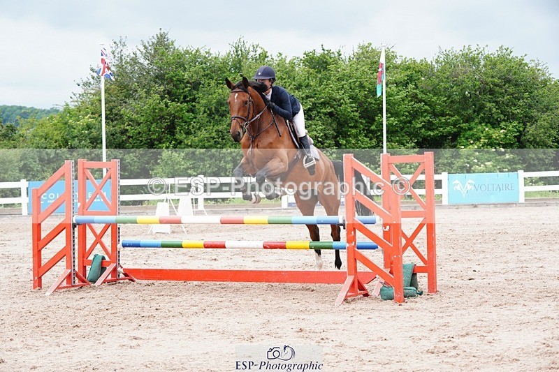 250524-115504-06468 - Cls 21 A&B Snr Disco & 1.00m Open