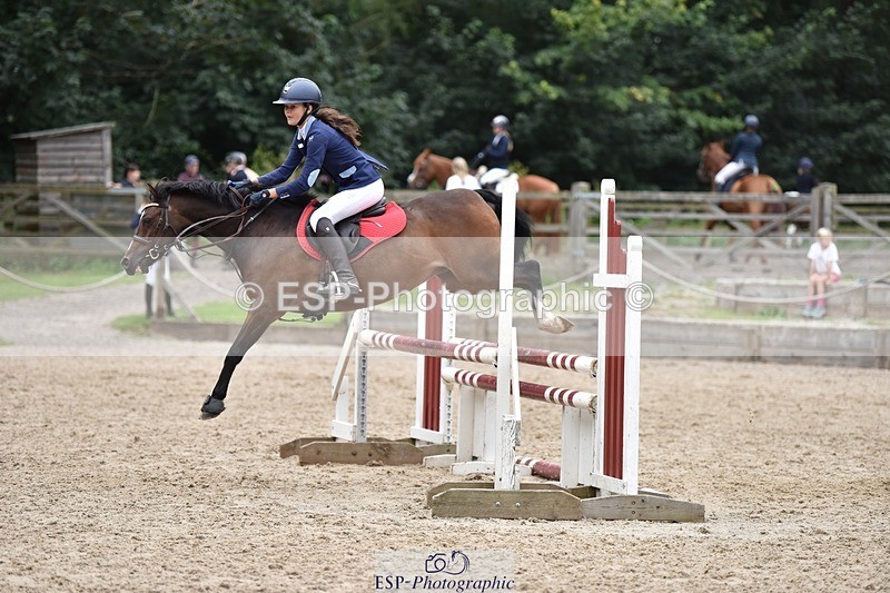 240802-113038-02710 - 90cm Round 1