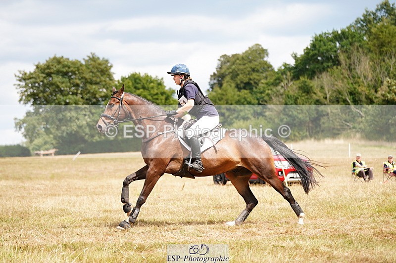 250802A-150014-05583 - D-161-Amelia.Halley-MOMENTUM.21