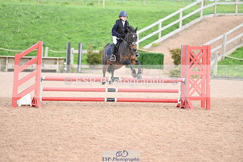 231029A-125146-03371 - Stepping Stones 128cm & 138cm