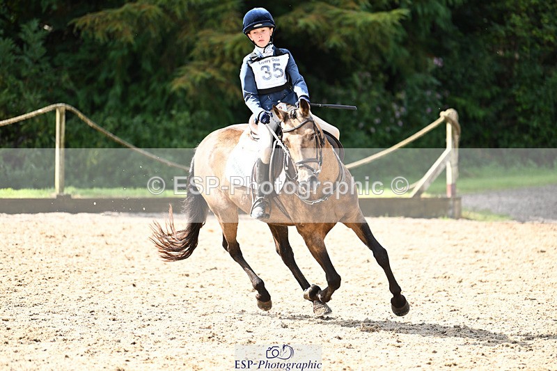 240824X-111807-25163 - 70cm Round 2 10.30 to 12.10