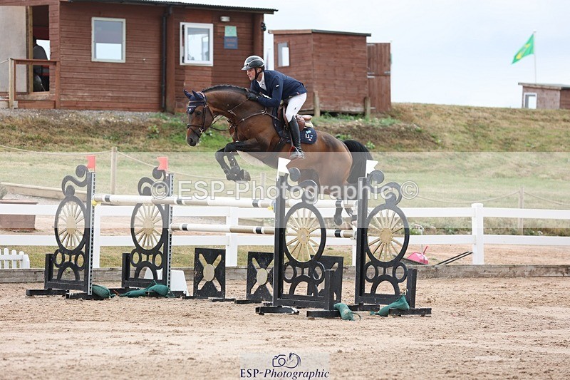 250717-134506-05556 - Cls 1, 3 Star Small Tour Start to Break