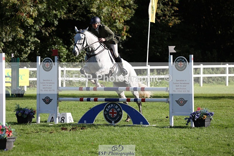 231022-111957-25104 - 624-CORRIEVIEW.OSCAR-Jane.Rogers-TrotUp+SJ