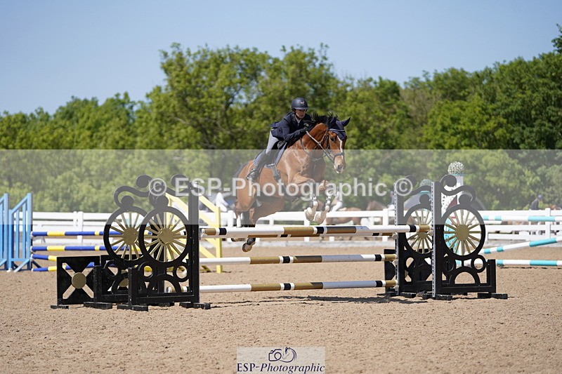 230527A-143920-04709 - Cls 23 1.05m Amateur Quali