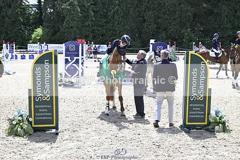 250525A-131641-17603 - Presentations Section B CCI 3 Star Long