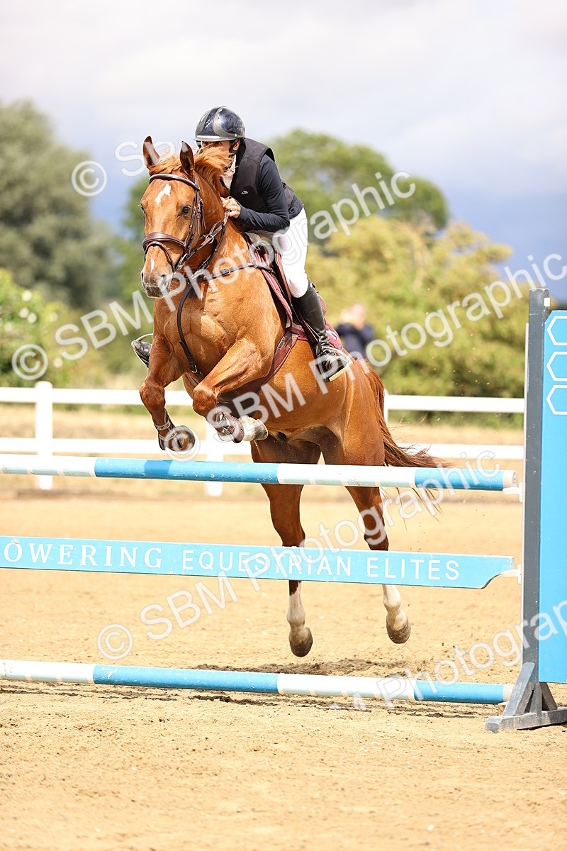 SBM_026939 - Class 13 - Senior Newcomers - 1.10m