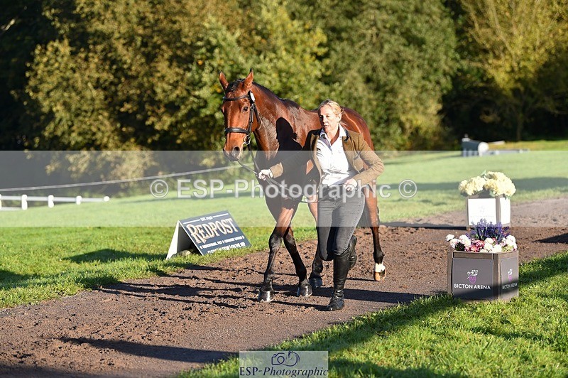 231022-091856-21692 - 650-NAOMIE.VAN.DE.BROUWERSHOEVE-Lara.Salter-TrotUp+SJ