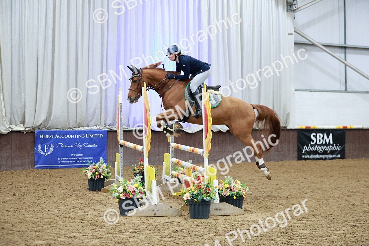 SBM_004529 - Class 17 - Senior Newcomers - 1.10m