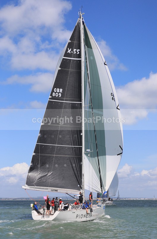 170731 LUTINE GBR809 PIONEER 1Y3A8874_Ed - COWES WEEK 31st JULY 2017