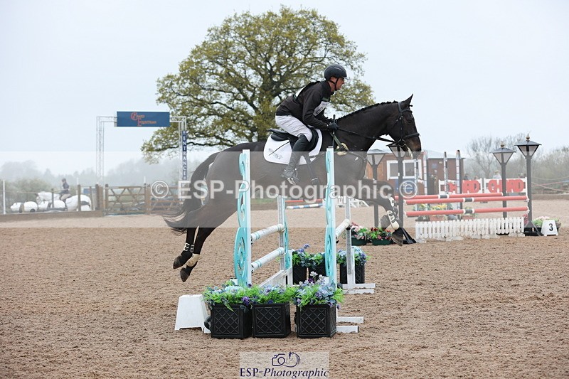 250418-101523-00623 - 061-Gubby.Leech-JUST.SPOTLESS