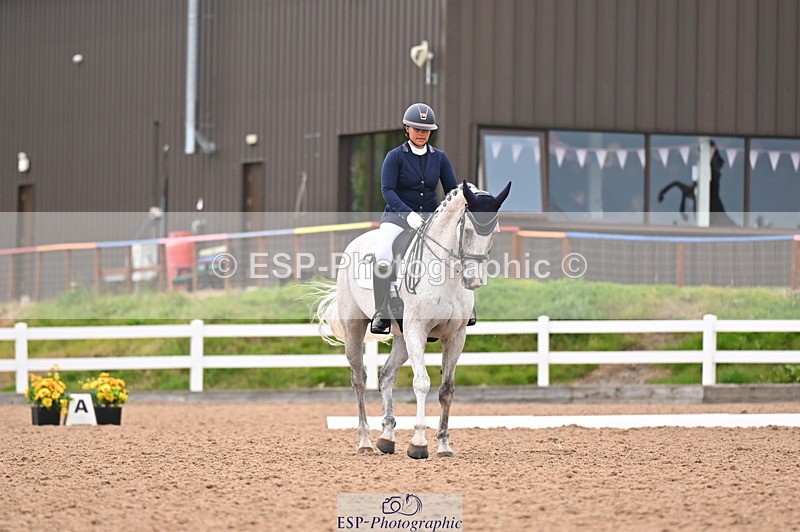 240817A-172428-10701 - 293-Layla.Ambersley-Broadbent-Galwaybay.Buddy