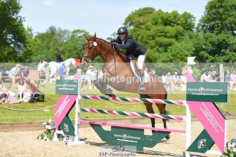 230528-114234-15342 - 371-JERPOINT_ECLIPSE-Max_Gordon-SUNTrotUp+SJ