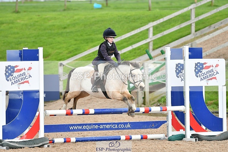 251026-105848-02193 - Cls 21+22 70cm Club and Schools