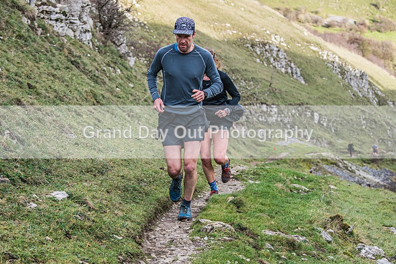 Litton-268 - Litton Christmas Cracker Fell Race (Limestone Series) Sunday 14th December 2025