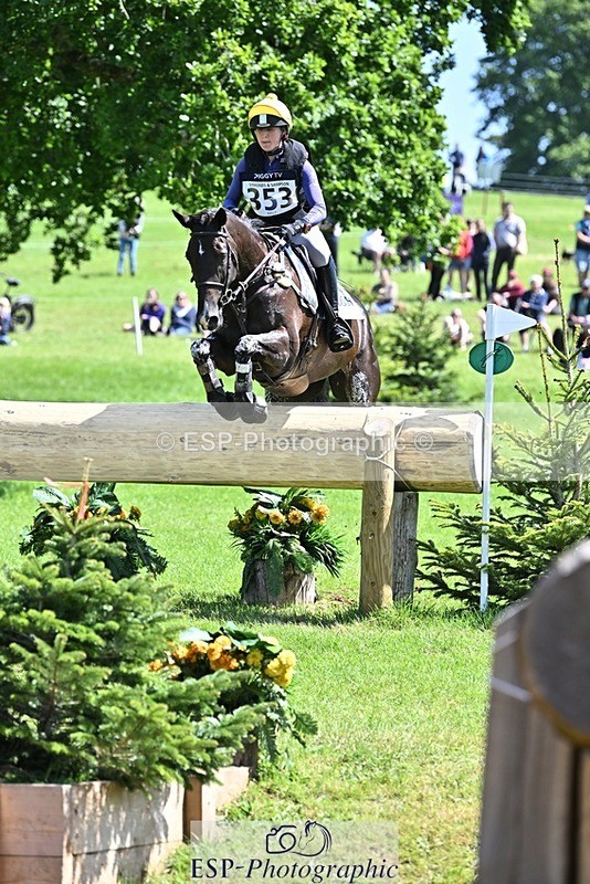 240525-112318-12311 - 353-BIKINI-Rose_De_Montmorency