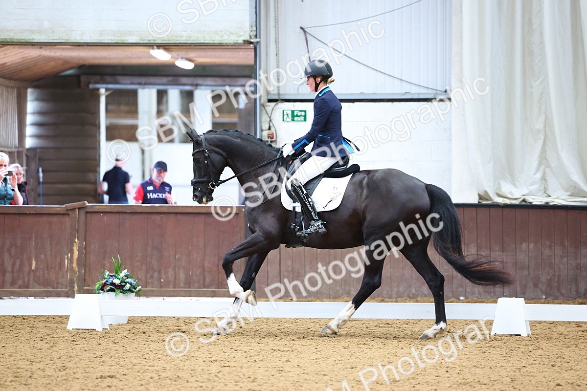 SBM_006083 - Class 5 - Novice 6 - 10.47-11.43