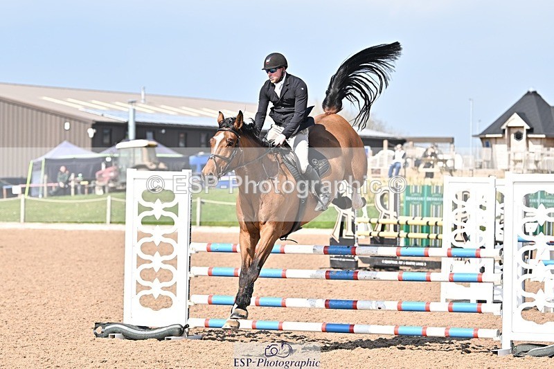 250326-124437-00722 - Cls 4 Newcomers and 1.10m