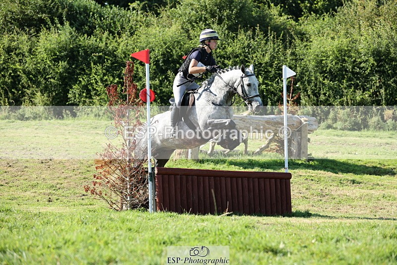 240811A-170427-06935 - 457-