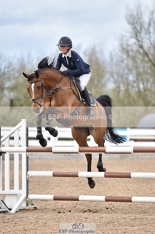 240403A-154128-01022 - Cls 5 Foxhunter and 1.20m Open