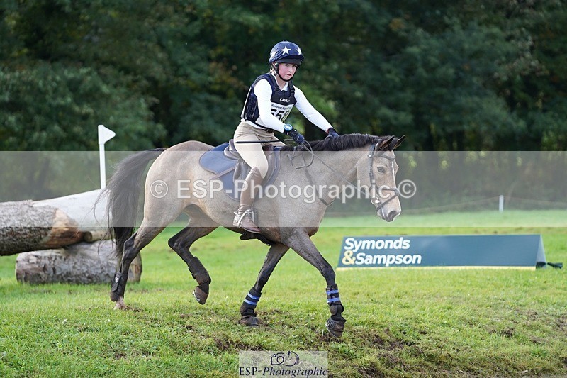 231021-161010-20663 - 558-BATHLEYHILLS.GOLDEN.SPRAY-Cleo.Whitbread-SC+XC