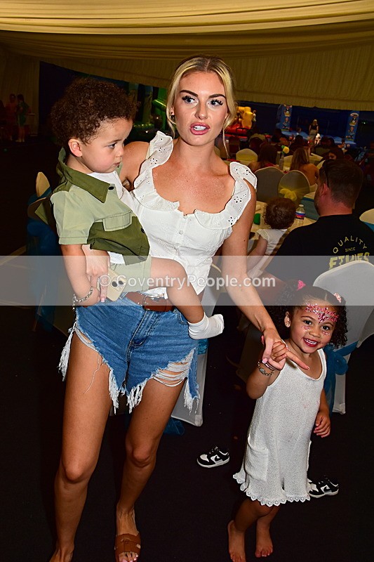 CON-491 - Joey and Ella