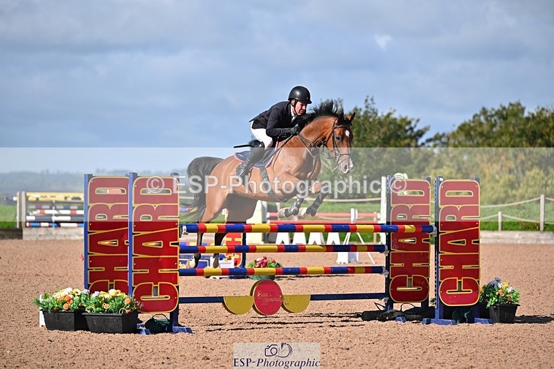 250912-102627-03903 - Cls 15 Snr Foxhunter