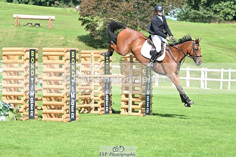 230909-111707-05129 - Cls 11 Snr Foxhunter & 1.20m Open