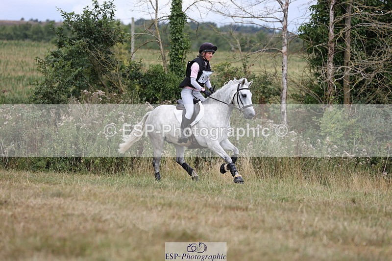 250802A-120539-03413 - C-122-Emma.Langfjord-Friend-MOUNTROSS.FIONN