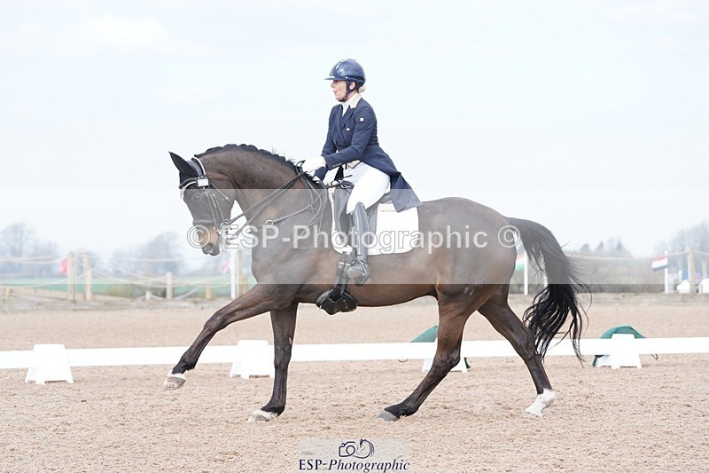 250403-104414-00785 - 018-Louise.Davison-Quamperfect