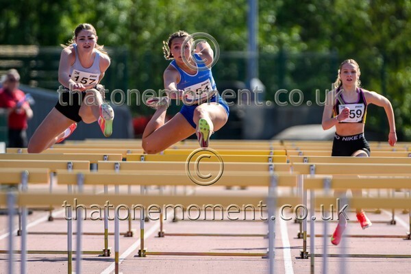 West25Sat-926366 - Track Female Set One