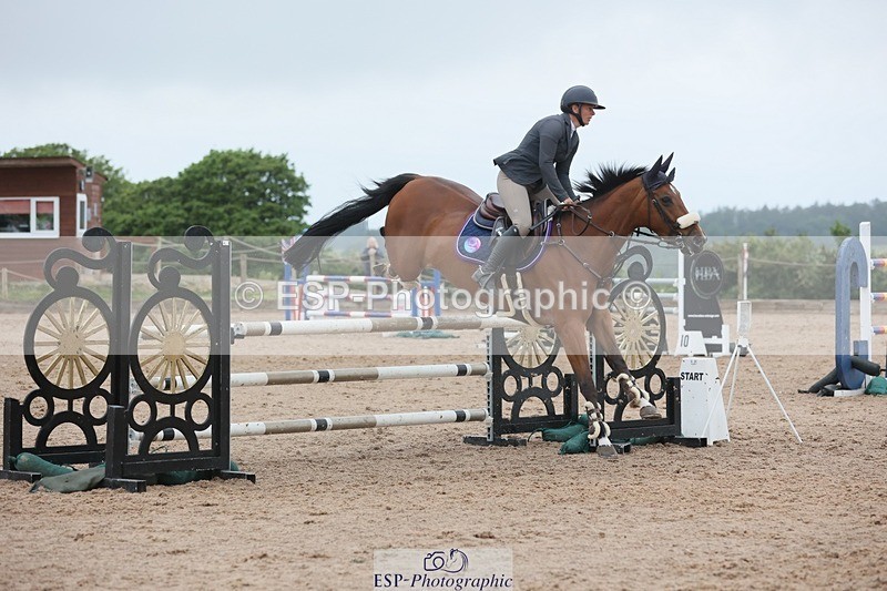 250524-095745-04012 - Cls 13  A&B 1.05m & 1.10m open