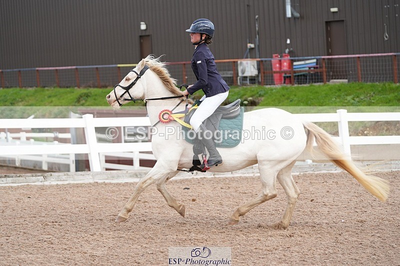 251026-123157-02424 - Cls 4 Pony Winter Novice + 80cm Open